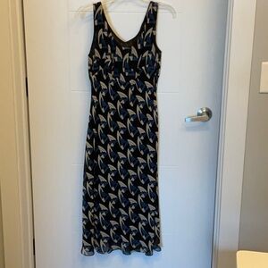 COPY - Jones New York 100% silk 6, lined, floral, black, blue tan 2 piece dress